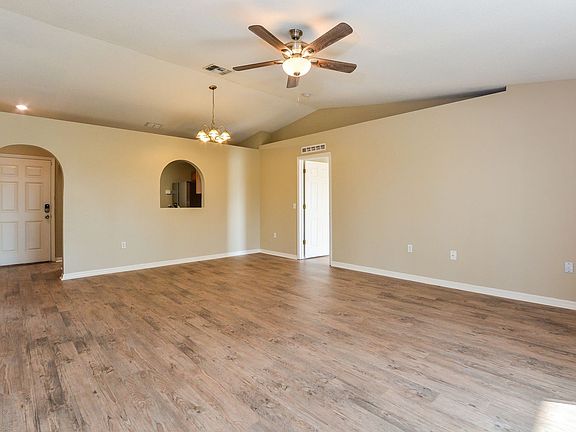 4th image of 3964 Warbler Dr