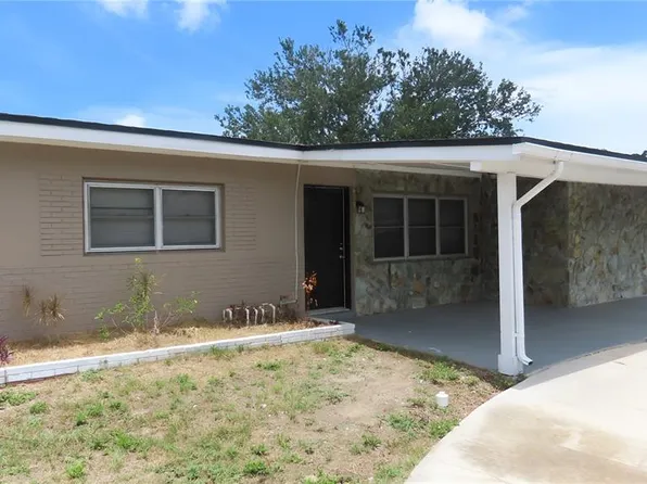 12208 105th St, Largo, FL 33773