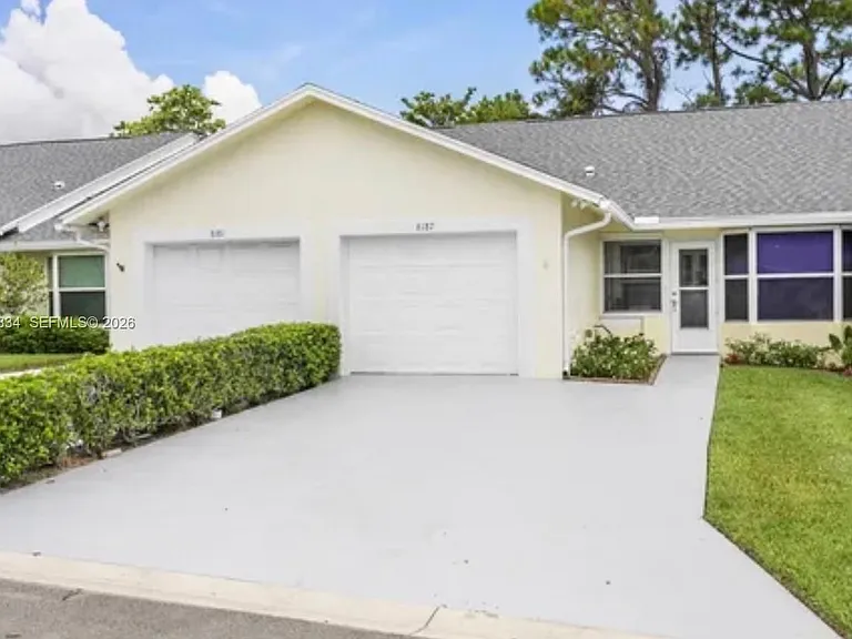 8187 SE Fox Hill Pl — Photo 1