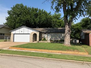 1807 S 5th Pl, Broken Arrow, OK 74012