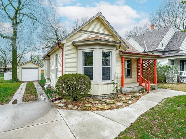 605 E 3rd St, Newton, KS 67114