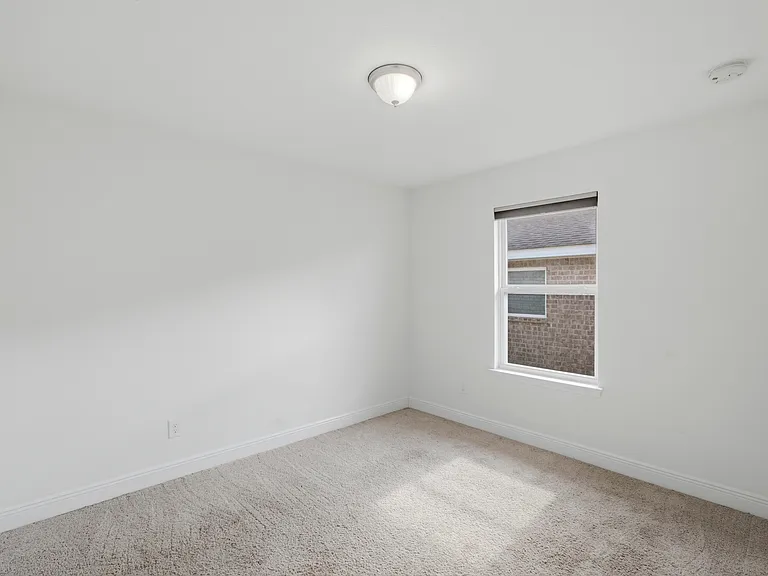 5604 Shooting Star Ct — Photo 18