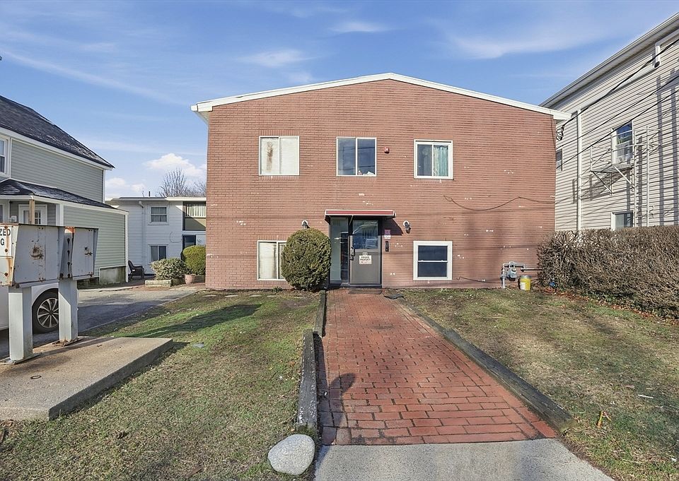 1st image of 99 Irving St