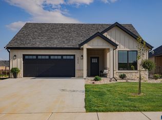 5825 E Rush St, Sioux Falls, SD 57110