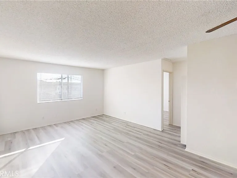 22 E Market St — Photo 6