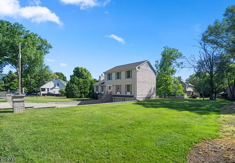 32 Montville Ave — Photo 3