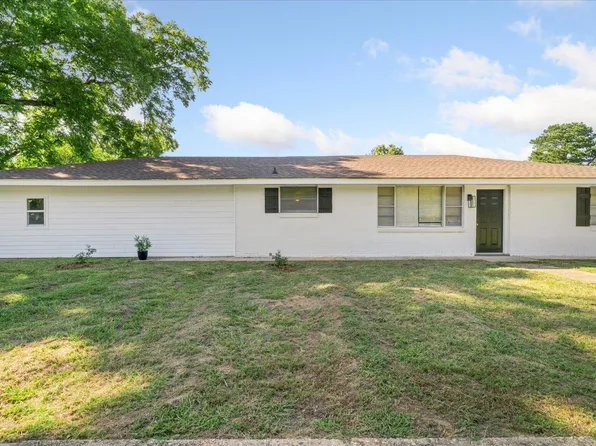 35 Hart Rd, Sandy Hook, MS 39478