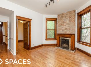 1010 W Altgeld St #TW0, Chicago, IL 60614