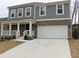 1529 Avalon Creek Rd, Sugar Hill, GA 30518
