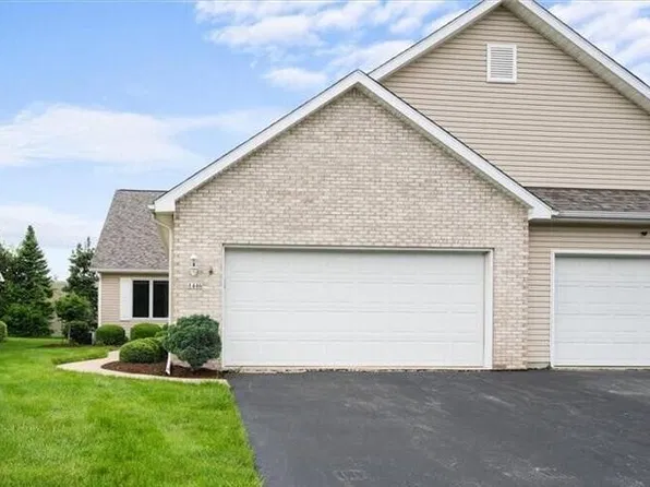 1446 Riverwalk Ct #6, Waterville, OH 43566