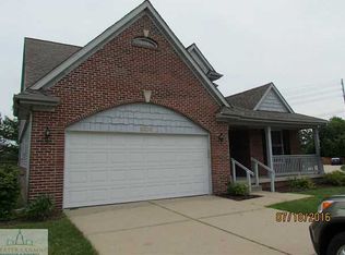 5276 Haversham Dr, Haslett, MI 48840