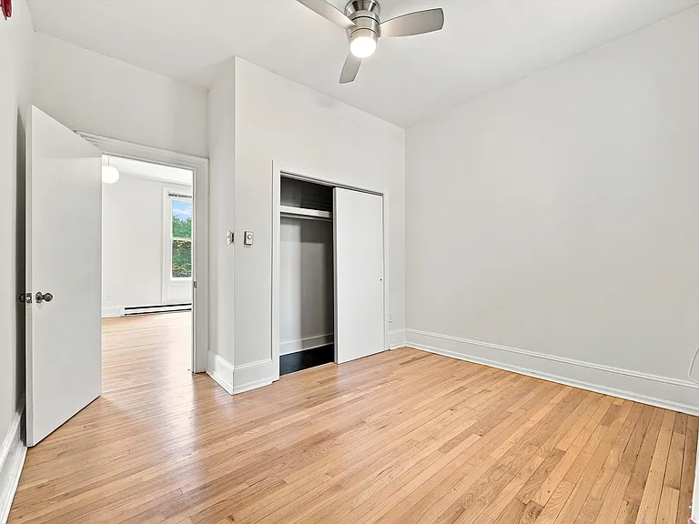 2107 Green St #2FF — Photo 3