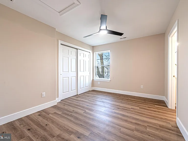 820 Archer St — Photo 10
