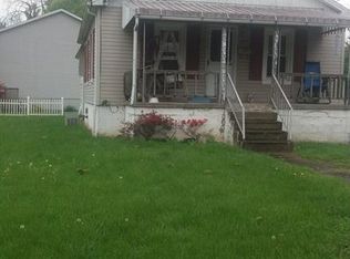 2851 Claremont Ave, Saint Albans, WV 25177