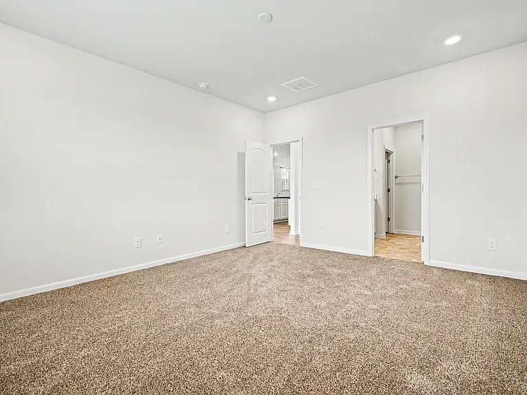 1007 Maylen Trce — Photo 16