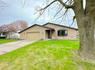1229 La Count Rd, Green Bay, WI 54313