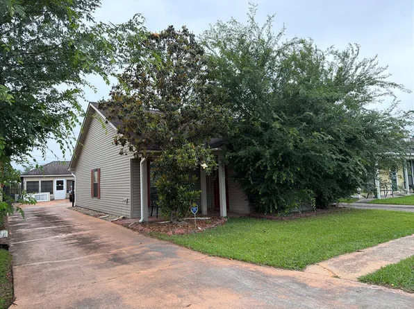 2517 S Nottoway Ave, Gonzales, LA 70737