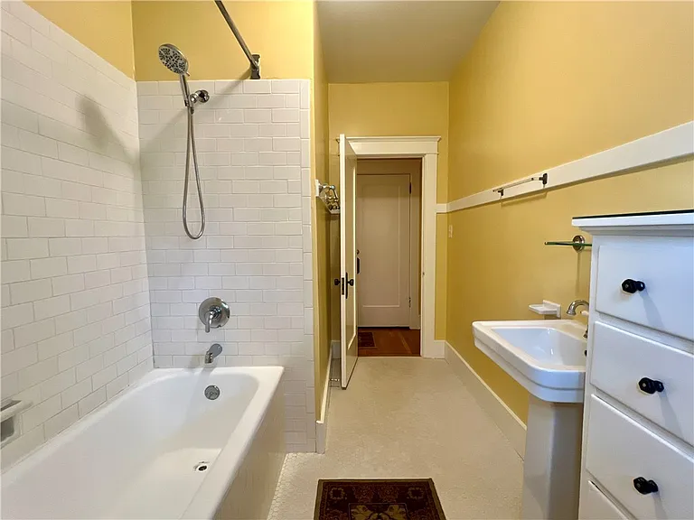 115 W Stueckle Ave #3 — Photo 13