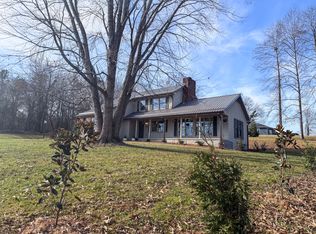 100 Moore Hill Ln, Hendersonville, NC 28791