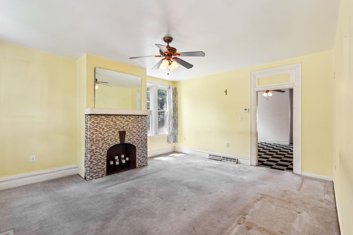 Larimer Ave-S1807-013.jpg