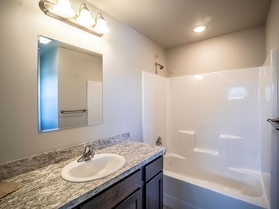 5th image of 1300 Bunson Ln Unit D