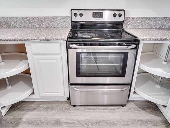 3rd image of 8780 Mira Mesa Blvd #B1f8070cf