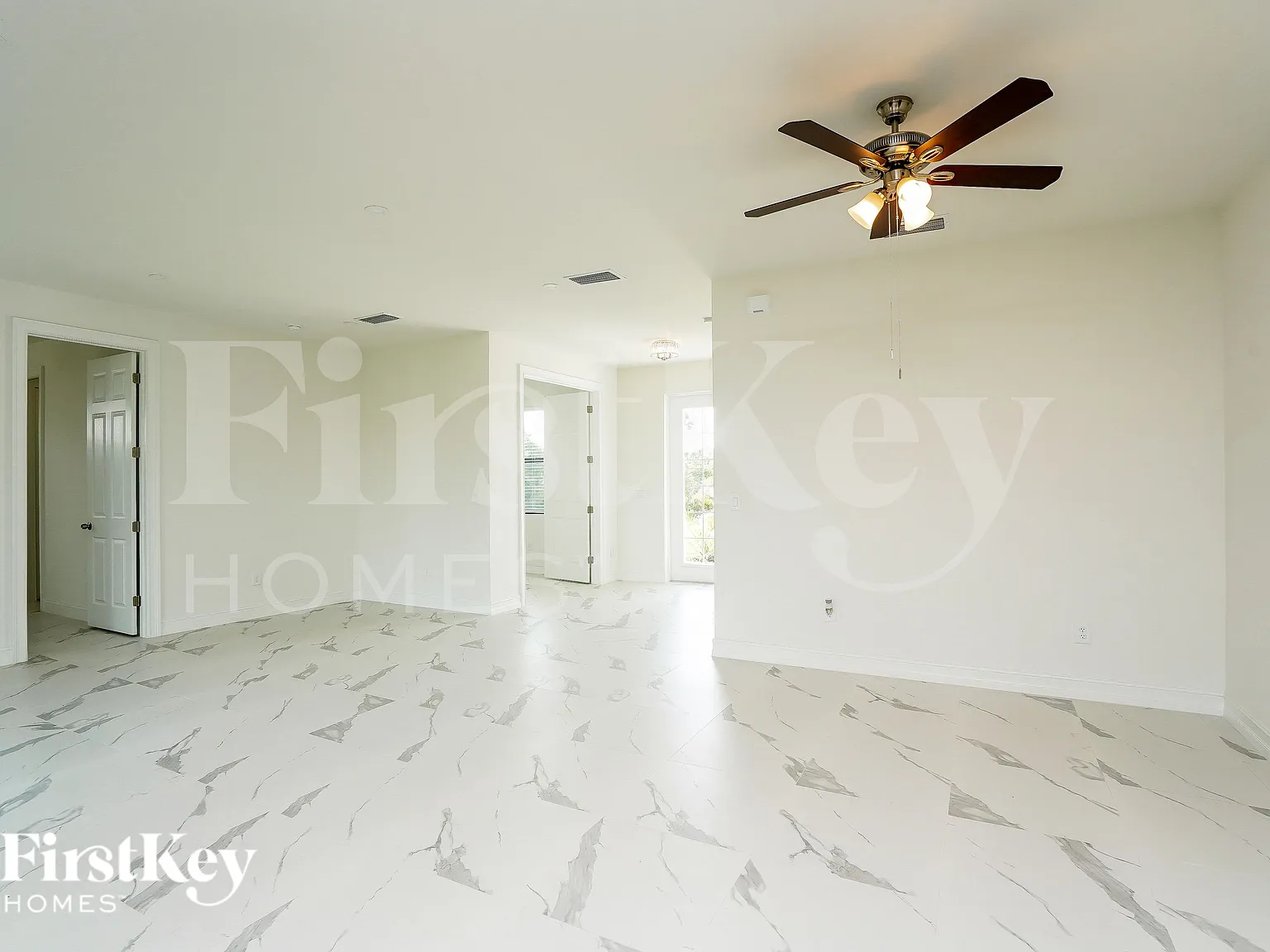 3 bed, 2.0 bath, 1685 sqft, $1,880 — Photo 2