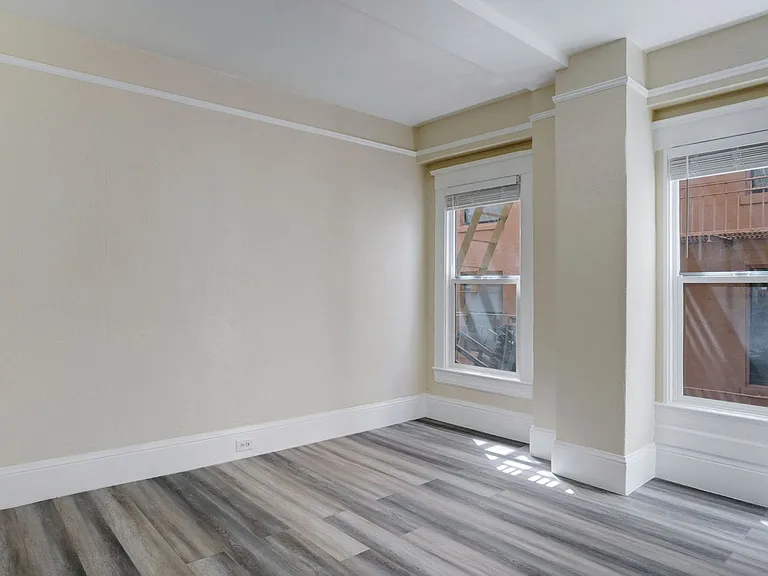 621 Taylor St — Photo 14