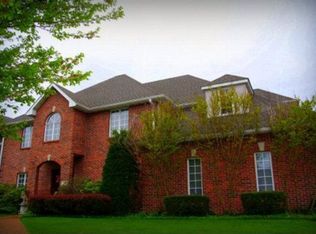 4211B Willowlake Ct, Jefferson City, MO 65109