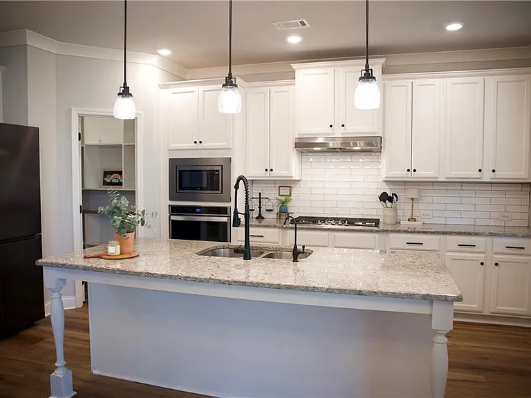 3666 Andover Way — Photo 6