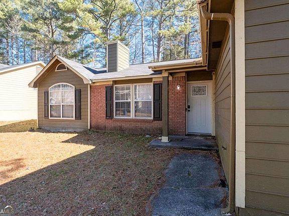 2nd image of 6340 Emerald Pointe Cir