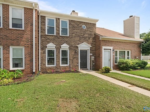 3rd image of 107 Crescent Cir