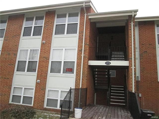 1st image of 1970 Greenpoint Dr APT 203