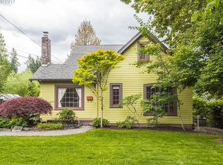 4406 SW Lobelia St, Portland, OR 97219