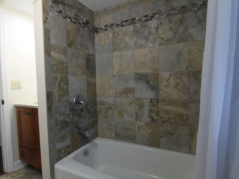 853 Thackeray Trl — Photo 13