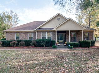 392 Harpeth Meadows Dr, Kingston Springs, TN 37082
