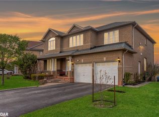 32 Martineau Rd, Brampton, ON L6P1H2