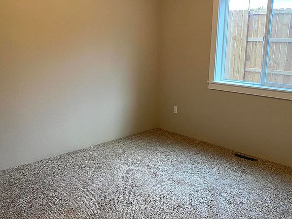 5th image of 1306 Crestmont Pl