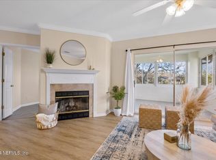 1800 The Greens Way APT 1906, Jacksonville Beach, FL 32250