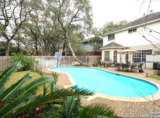 2127 Mollys Way Dr, San Antonio, TX 78232