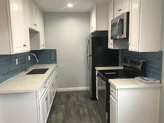 4th image of 767 Euclid Ave APT 2