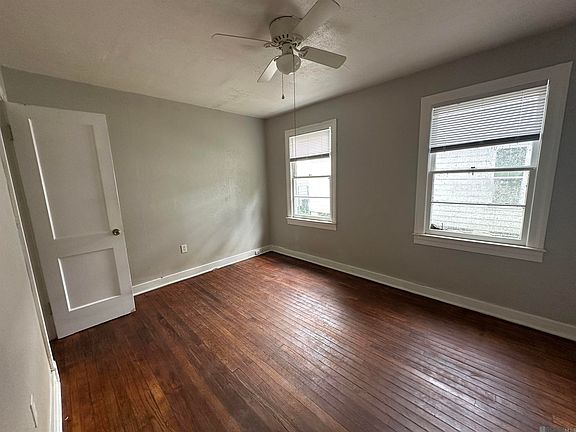4th image of 3330 Wyoming St
