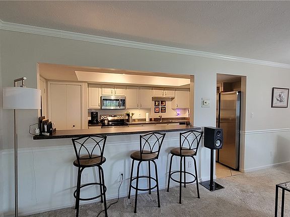 5th image of 11654 Clubhouse Dr