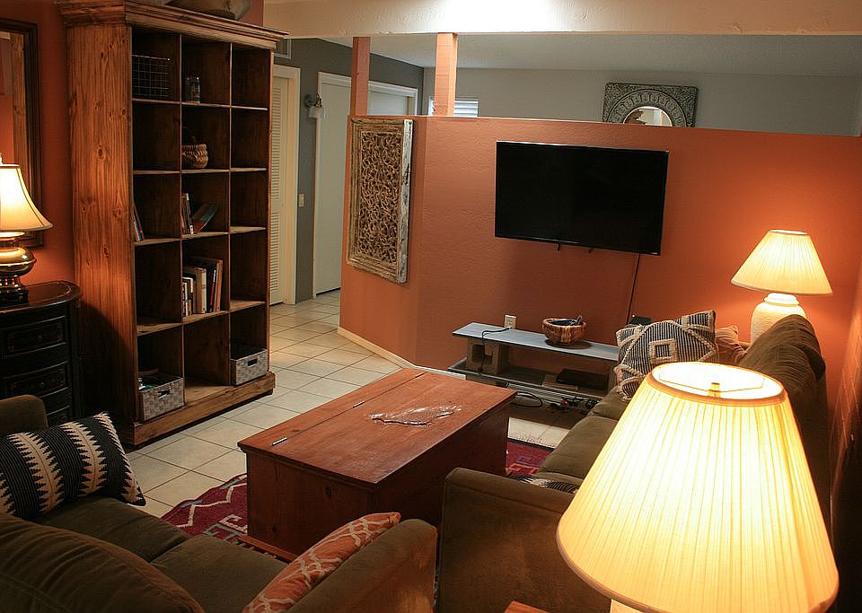 1st image of 178 W Calle Del Ano