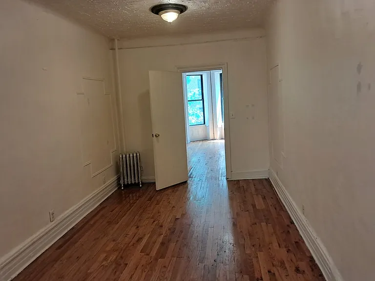 832 Washington Ave #3R — Photo 7
