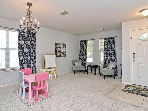 2nd image of 15823 Brisbane Dr