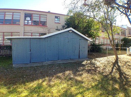 3rd image of 126 E Hafer Ave