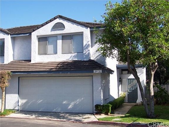 2nd image of 2438 Saratoga Ln