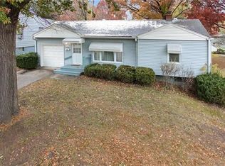 2208 NE 60th St, Kansas City, MO 64118