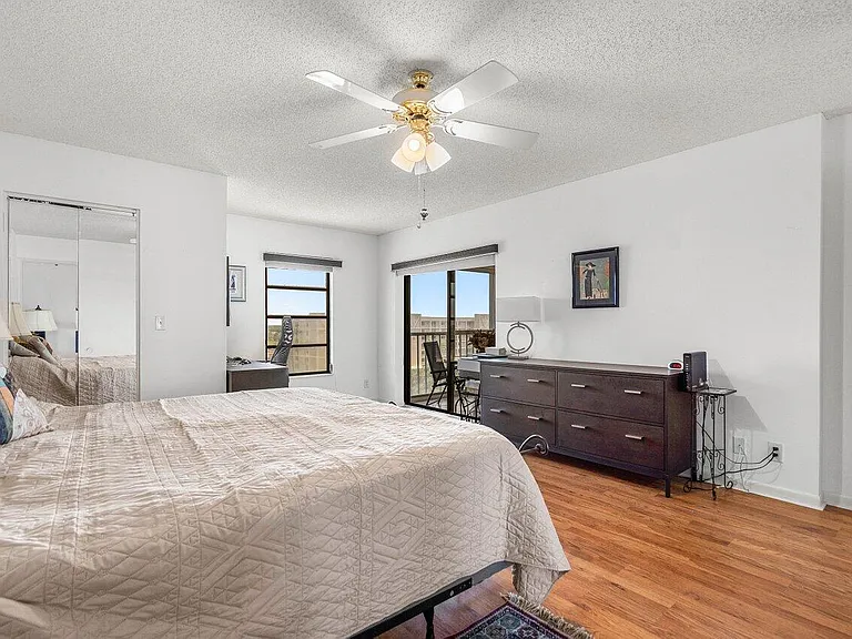7310 Ashford Pl — Photo 13